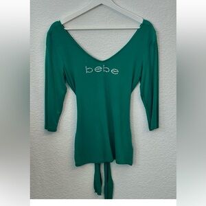 Bebe women’s logo rhinestone small green 3/4 length sleeve shirt
